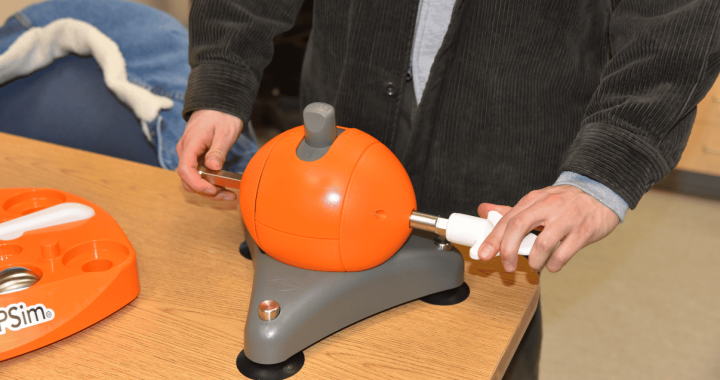 FEPSim being demonstrated by Glenrose clinician